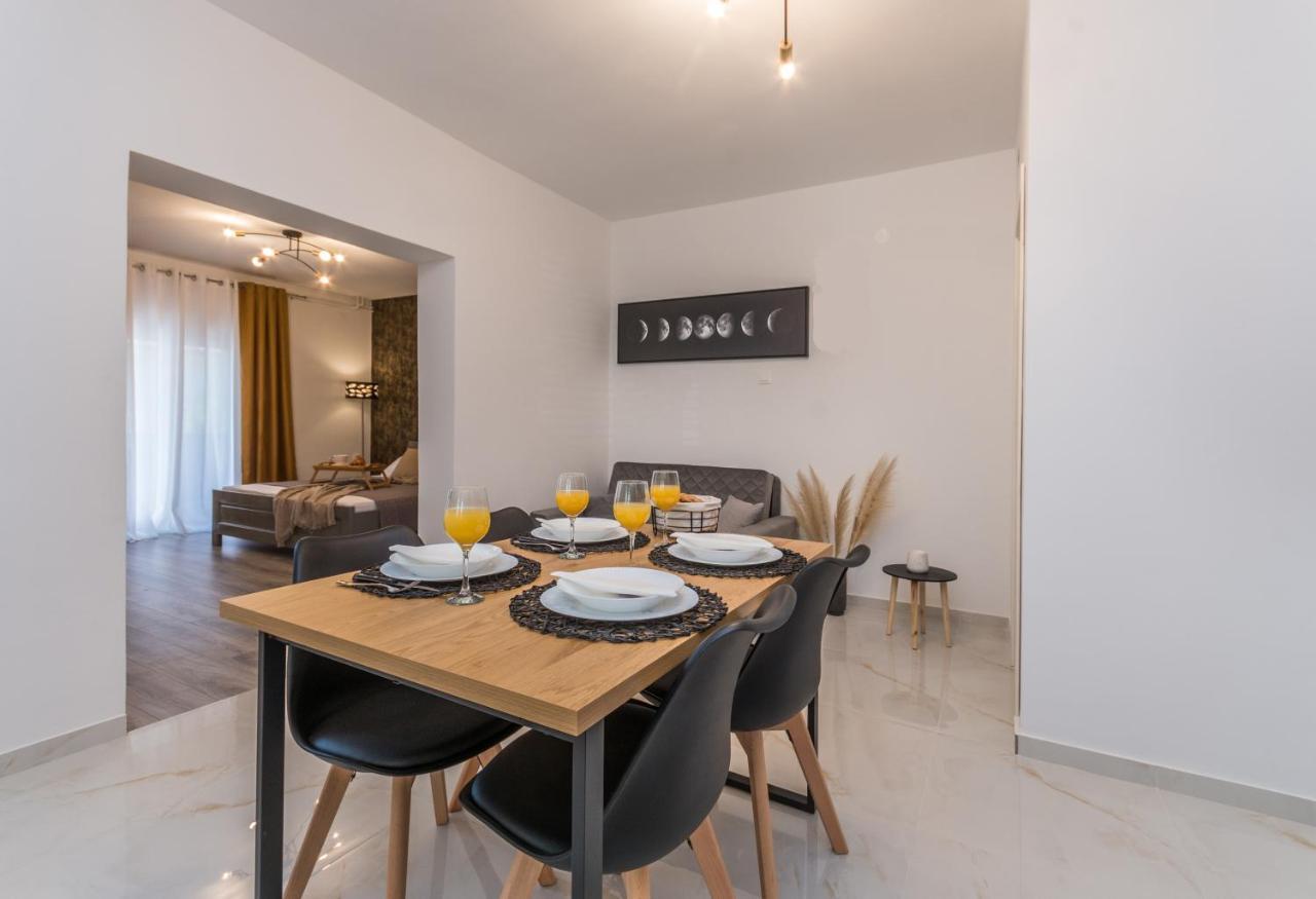 Apartmani A&M Biograd Na Moru Exterior photo