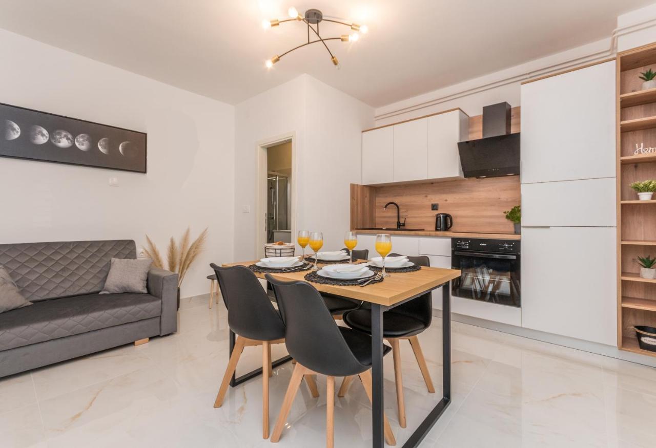 Apartmani A&M Biograd Na Moru Exterior photo