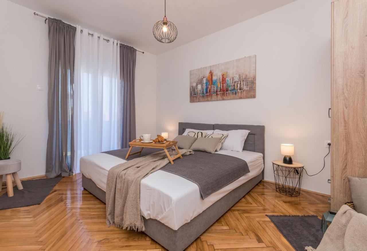 Apartmani A&M Biograd Na Moru Exterior photo