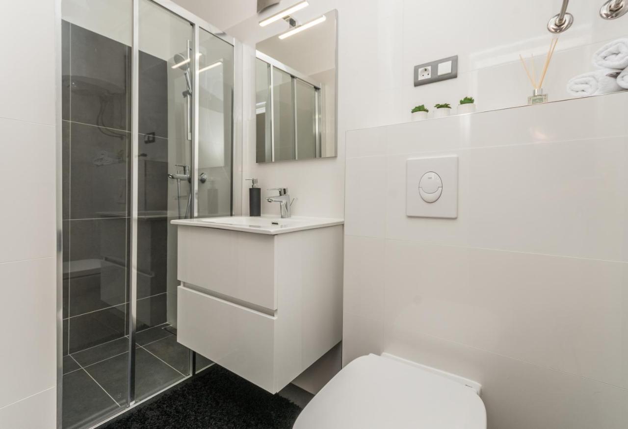 Apartmani A&M Biograd Na Moru Exterior photo